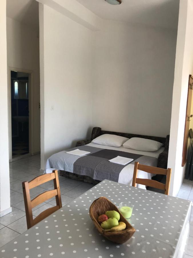 Apartmani Vilma Pakostane Bagian luar foto