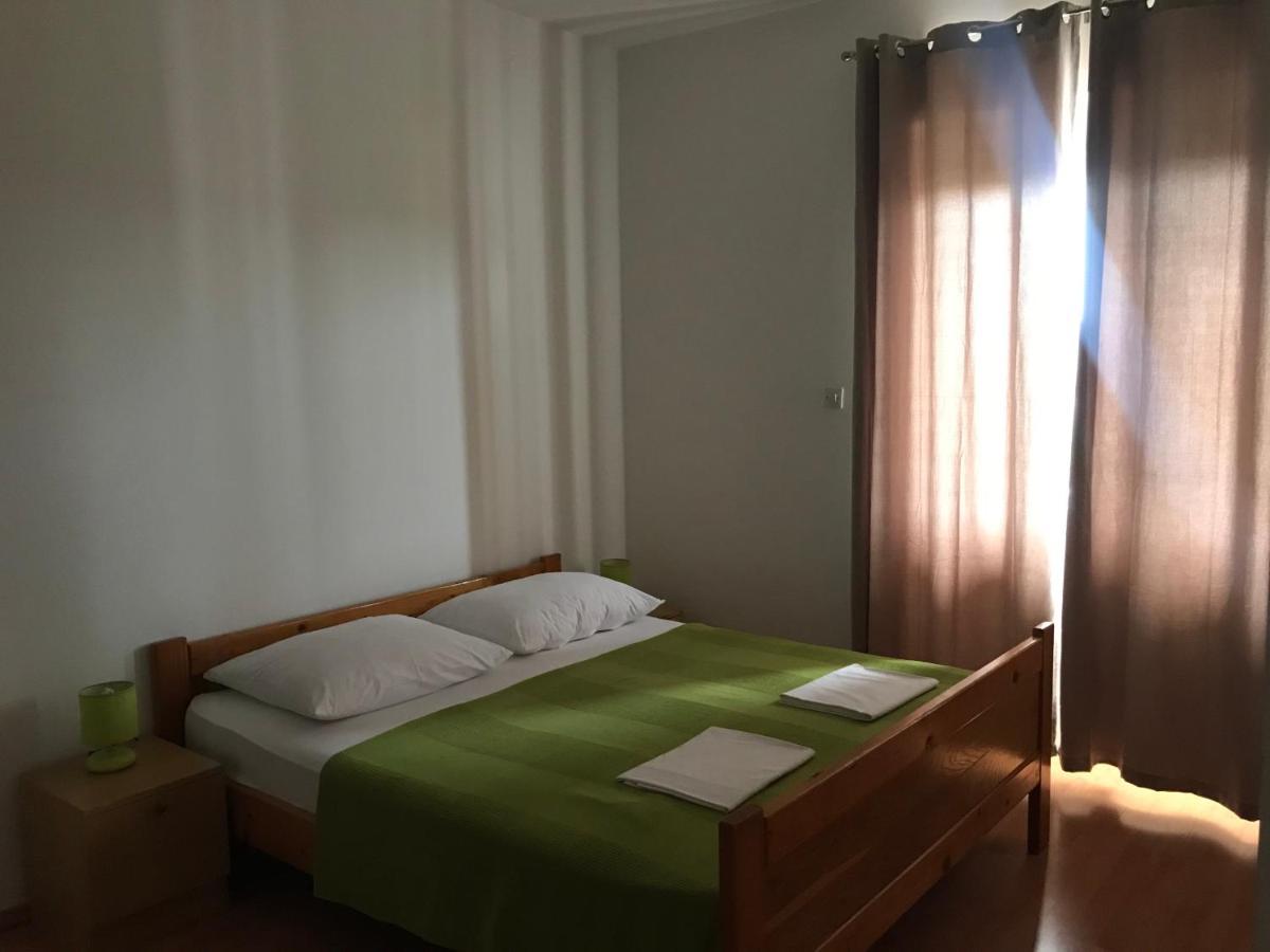 Apartmani Vilma Pakostane Bagian luar foto