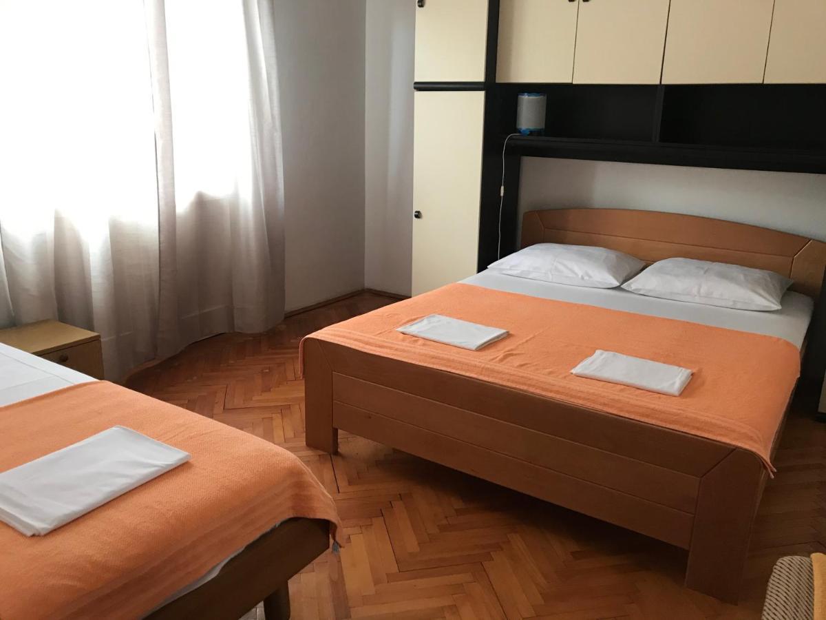 Apartmani Vilma Pakostane Bagian luar foto