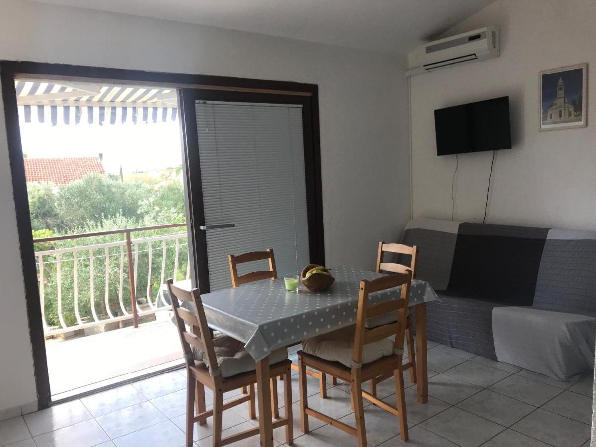 Apartmani Vilma Pakostane Bagian luar foto