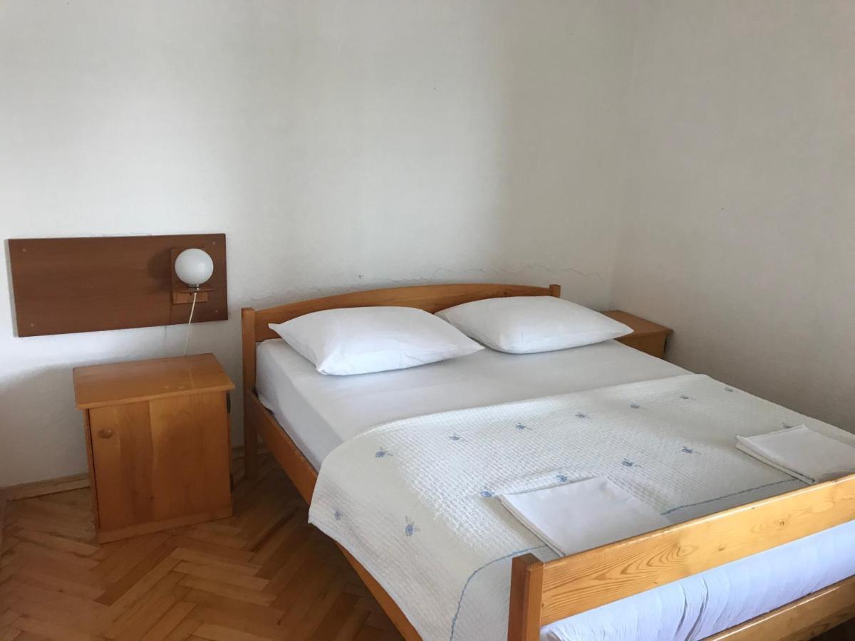 Apartmani Vilma Pakostane Bagian luar foto