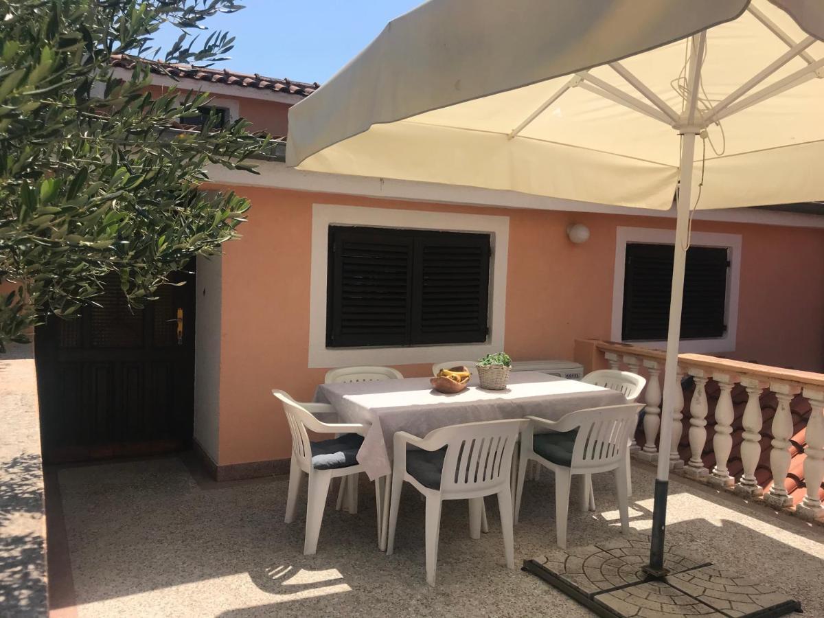 Apartmani Vilma Pakostane Bagian luar foto