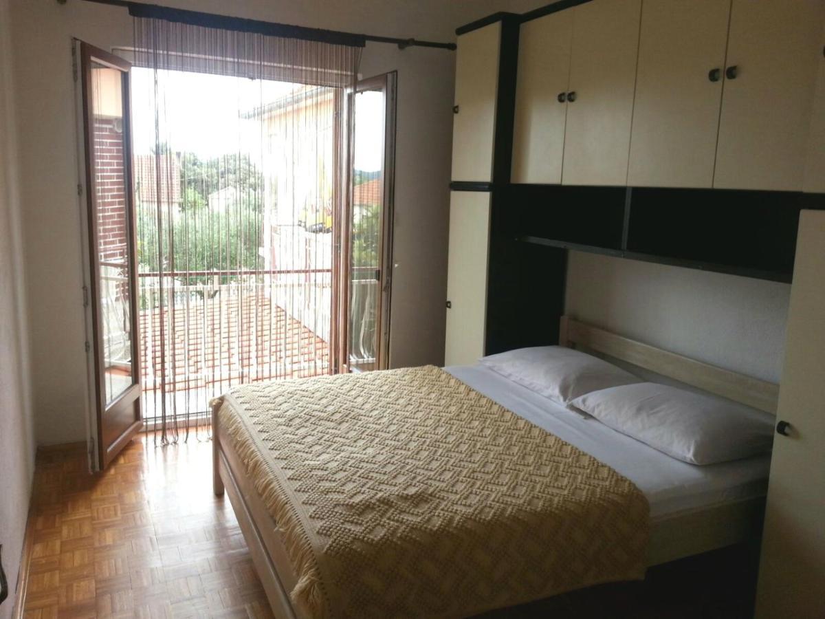 Apartmani Vilma Pakostane Bagian luar foto